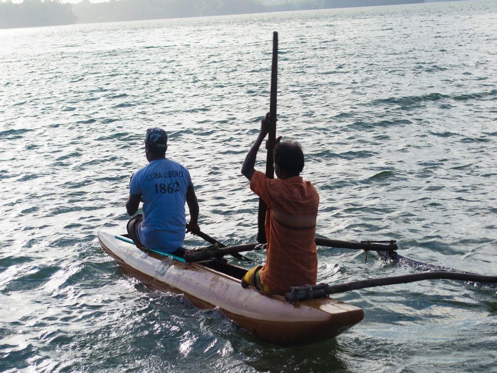 Abundia Unawatuna Bagian luar foto